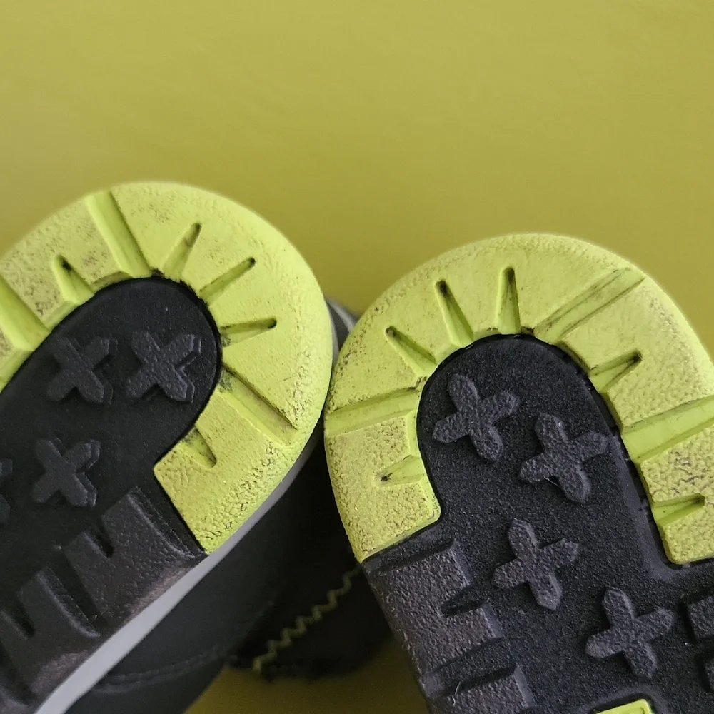 Merrell size barely